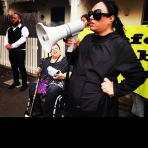 Meet your Posher, Edwina